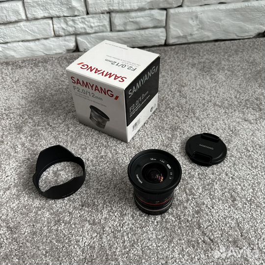 Широкоугольный объектив Samyang 12mm f/2.0