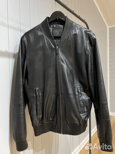 Мужская куртка trussardi
