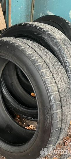 Bridgestone Blizzak VRX 225/45 R18