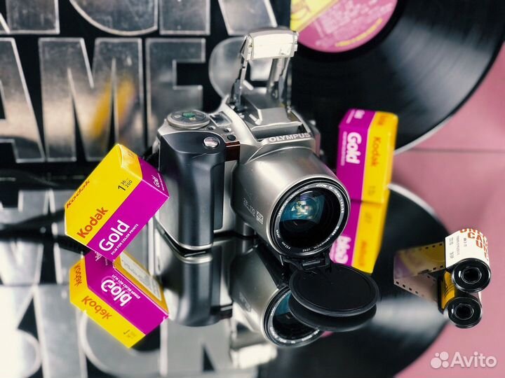 Пленочный фотоаппарат Olympus IS-300