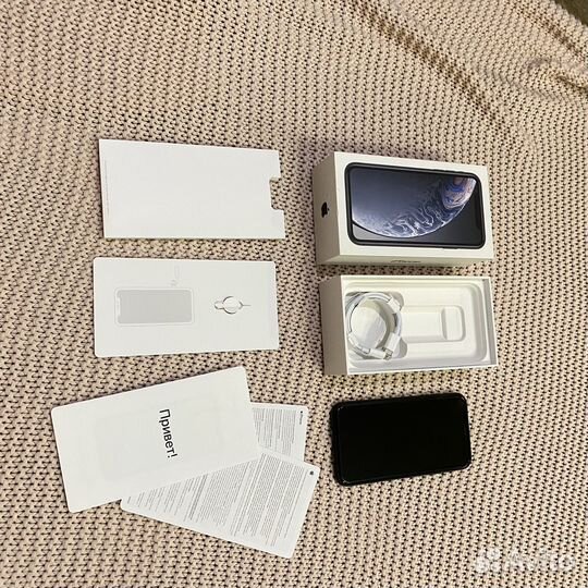 iPhone xr 128