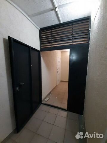 Тамбурная дверь перегородка