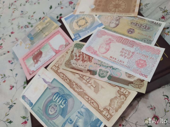 Банкноты разных стран