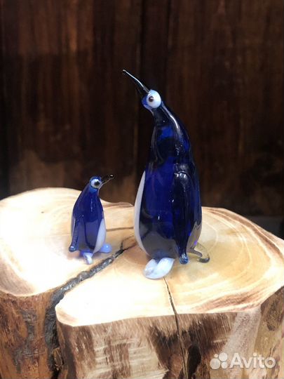 Стеклянная пара (мама и детёныш) из стекла