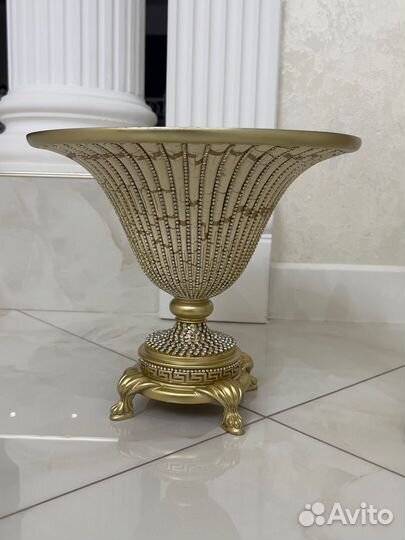 Вазы и фруктовницы