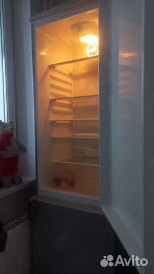 Холодильник бу