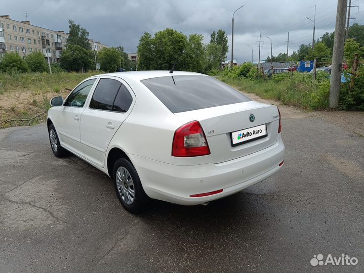 Skoda Octavia 1.6 AT, 2012, 220 000 км