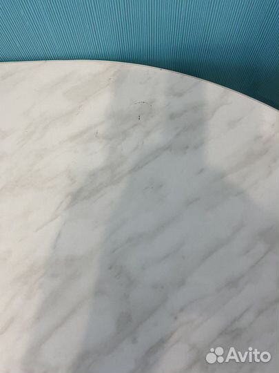 Обеденный стол