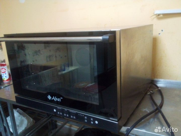 Торговое оборудование и прилавки для общепита