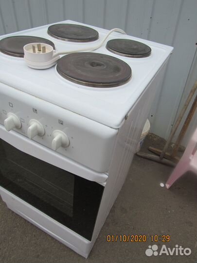 Плита электрическая Лада хорошее состояние