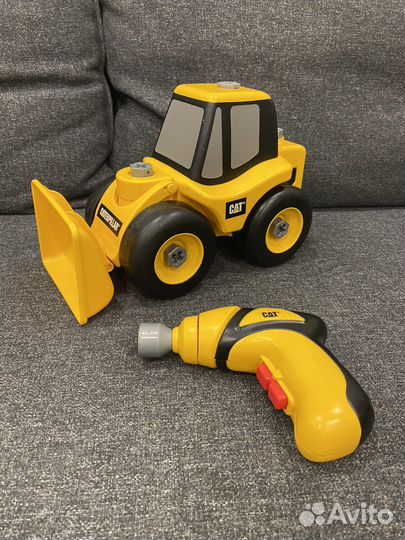 Трактор Caterpillar