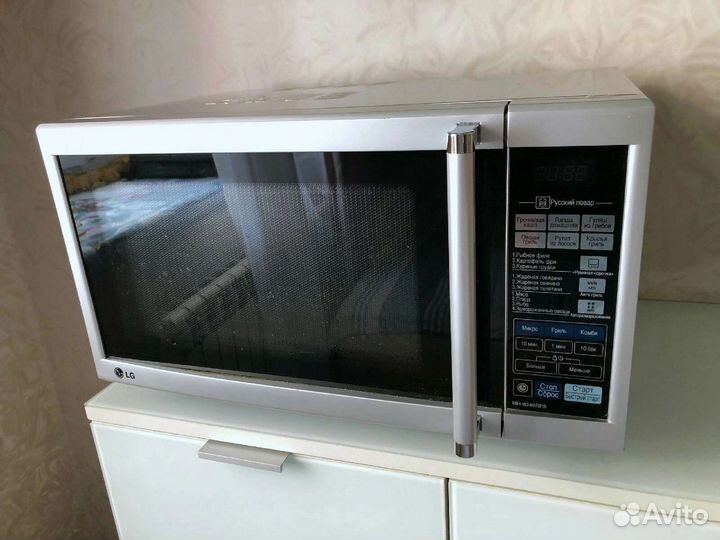 Микроволновая печь LG MH-6346RFS
