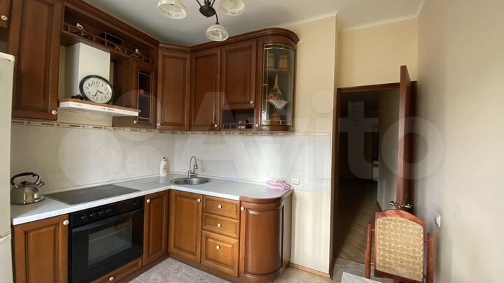 2-к. квартира, 62 м², 8/9 эт.