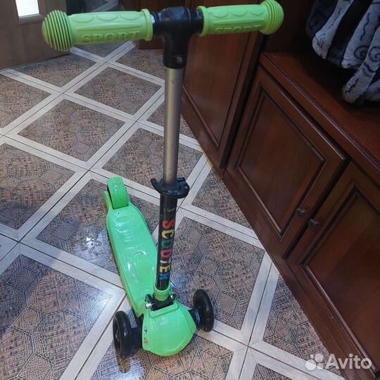 Самокат 3 колесный
