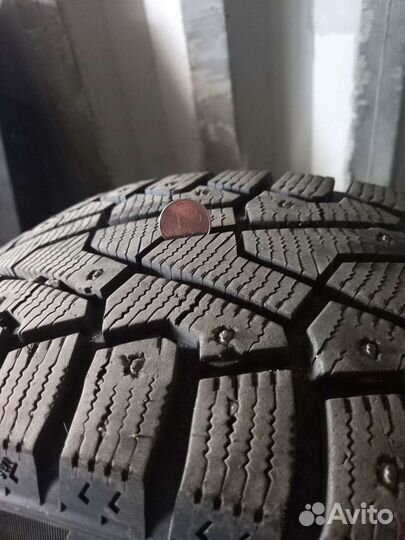 Pirelli Ice Zero 215/60 R17