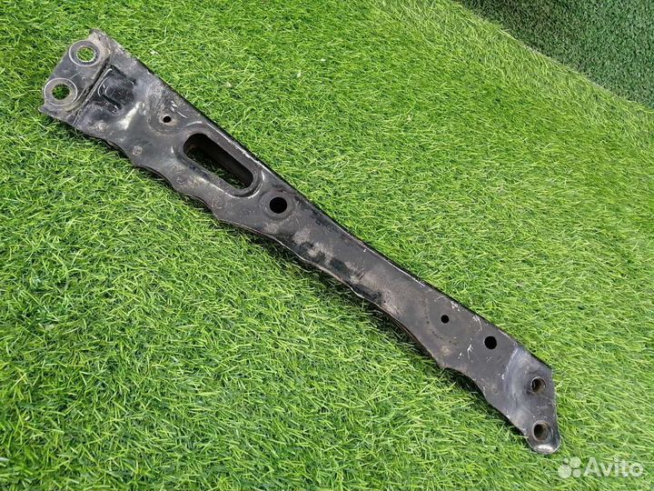 Балка под двс левая Lexus Nx200 AYZ15 2018