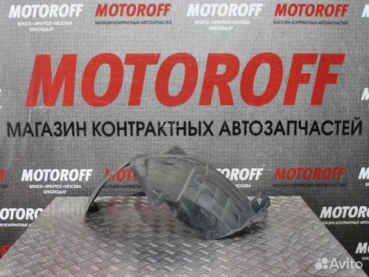 Подкрылок правый Nissan Skyline V36 верх А376