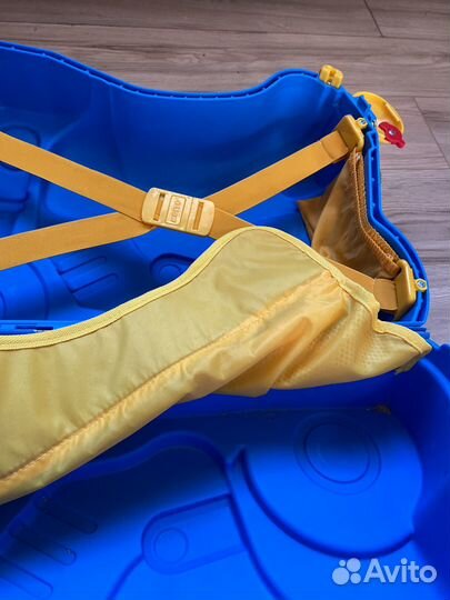 Чемодан на колесах детский