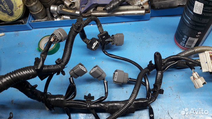 Nissan Qashqai проводка на двигатель