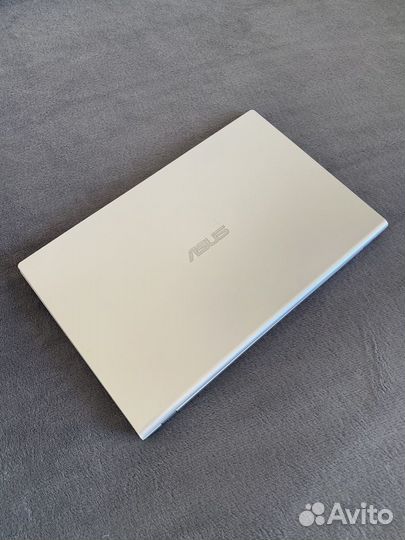 Ноутбук Asus(IPS/i3/8Gb/SSD)