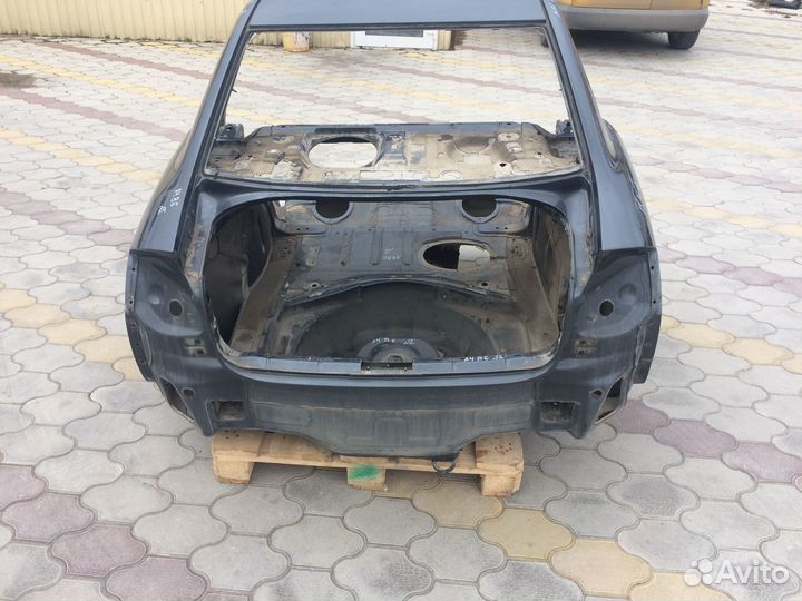 Заднее крыло Audi A4 B6