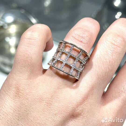 Золотое широкое кольцо бриллианты 1,02 750