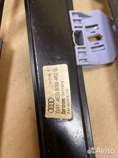 Стеклоподъемник задний правый Audi A8 D3 BVJ 2006