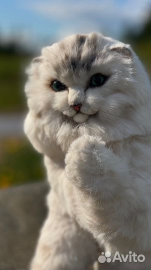 Кошечка реалистичная игрушка