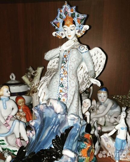 Скупка оценка старых картин предметов антиквариата