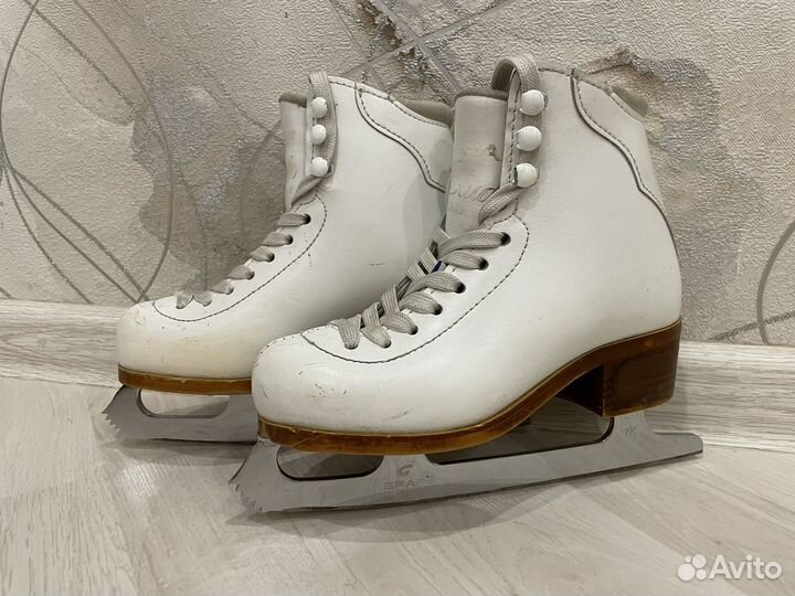 Фигурные Коньки Graf Etude