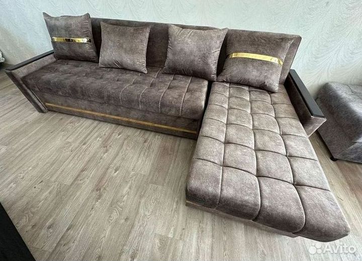 Диван угловой в наличии