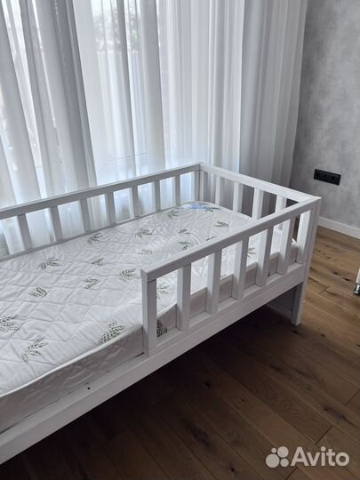 Детская кровать 160*80 с матрасом
