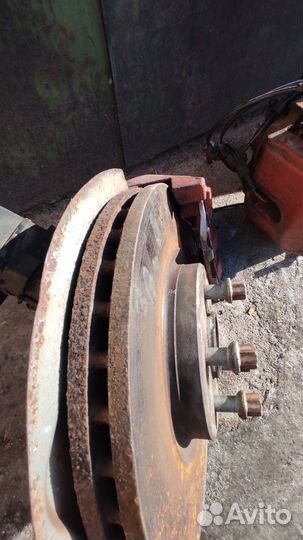Передний кулак Mercedes ML W164