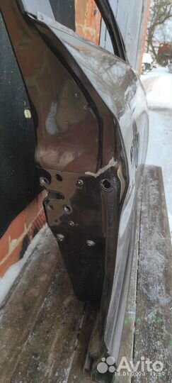 Дверь передняя правая renault megane III