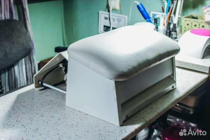 Подставка для рук маникюрная