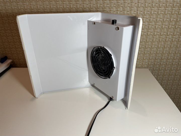 Настольный пылесос