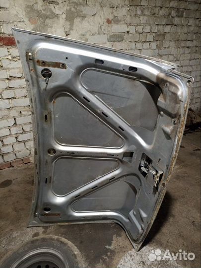 Крышка багажника Газ Волга 31105 31105 406 2004