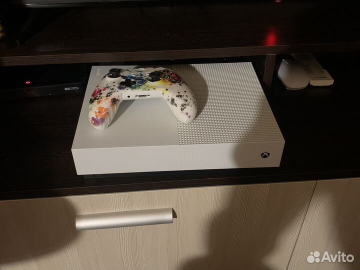 Xbox one s 1tb