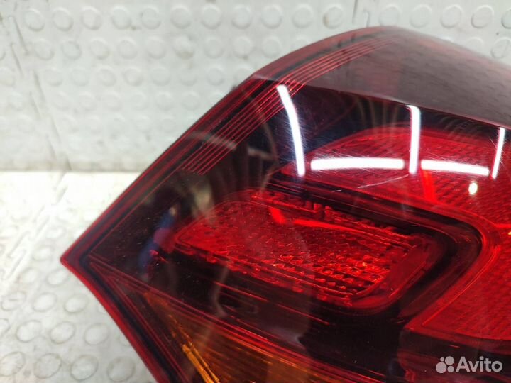 Фонарь правый Opel Astra J 2012-2015