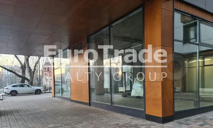 Продам торговое помещение, 188 м²