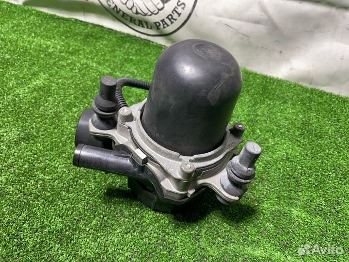 Насос продувки катализатора Toyota Land Cruiser