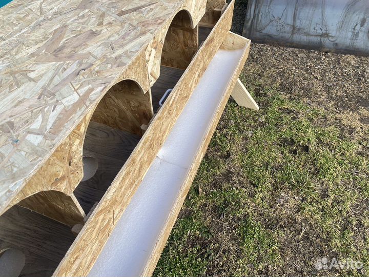 Гнезда для кур с яйцесборником