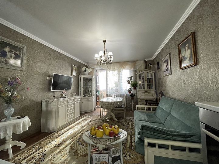 2-к. квартира, 104 м², 3/10 эт.