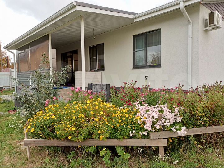 Дом 109 м² на участке 8 сот.