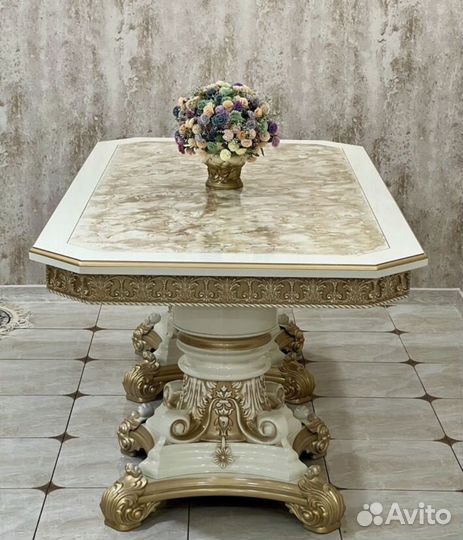 Стол стулья барокко