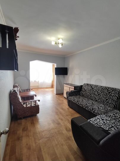 2-к. квартира, 76,5 м², 3/14 эт.