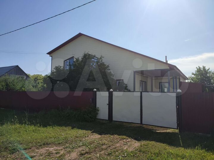 Дом 175 м² на участке 25 сот.