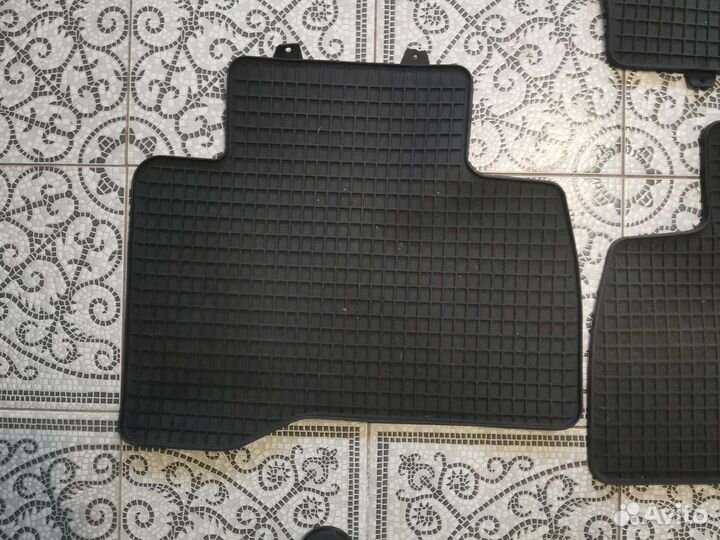 Коврики на Suzuki Grand Vitara