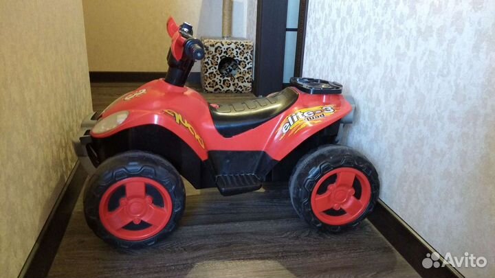 Детский электроквадроцикл 