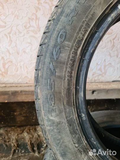 Pirelli Carrier 185/6 R15